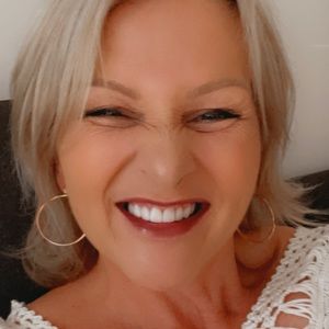 Meet your Posher, Sonia